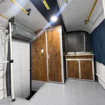 BAÑO Y KITCHENETTE